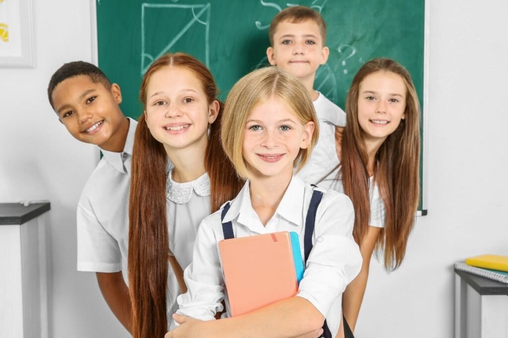Iskolarendszer Kanadában magyar családoknak I Együtt Angolul